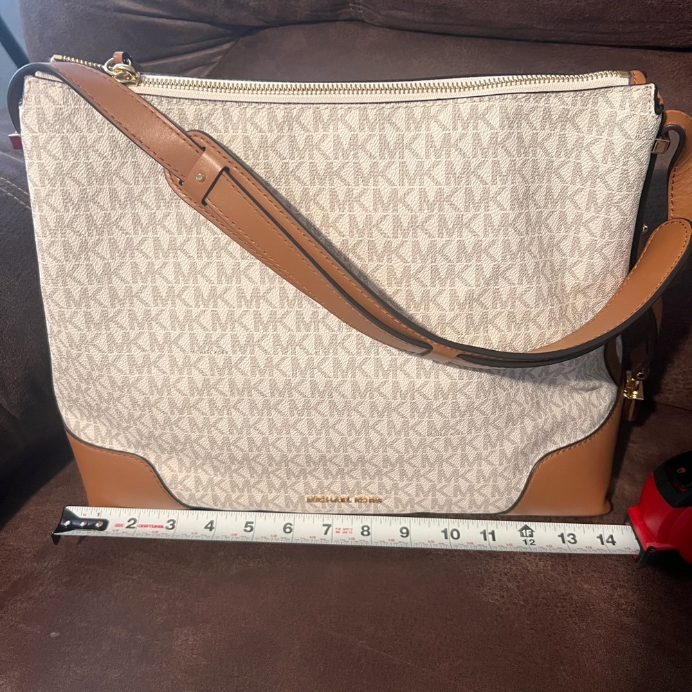 Michael Kors medium tote